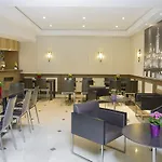 Western Au Trocadero Hotel