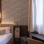 Western Au Trocadero Hotel