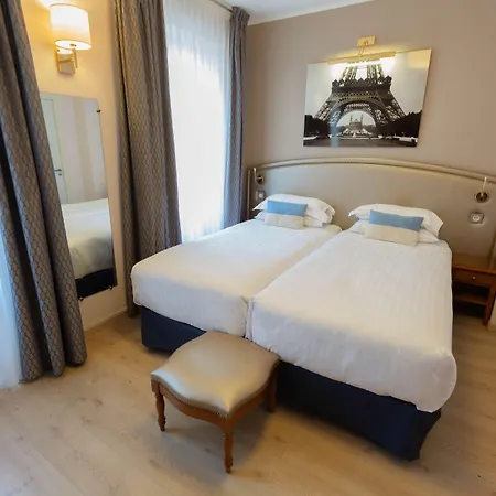 Western Au Trocadero 3*