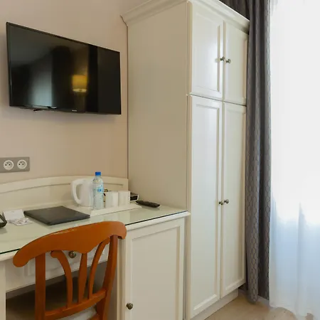 Western Au Trocadero Otel