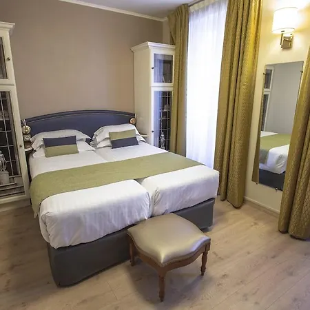 Western Au Trocadero 3* Paris