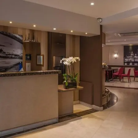 Hotel Western Au Trocadéro Parigi