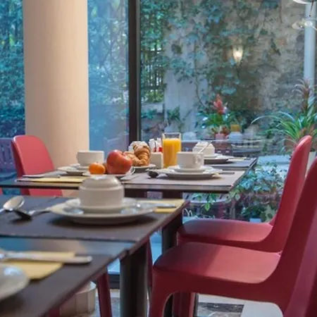 Western Au Trocadero 3* Paris