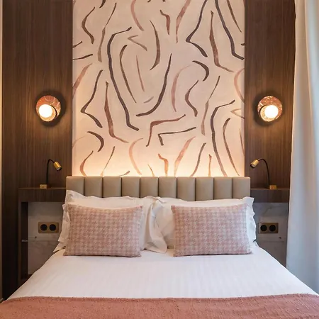 Otel Western Au Trocadero 3*