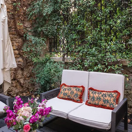 Western Au Trocadero