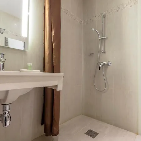 Western Au Trocadero Hotell