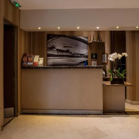 Hotel Western Au Trocadero Paris
