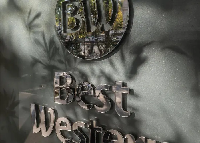 بست وسترن أوه تروكاديرو 3* باريس