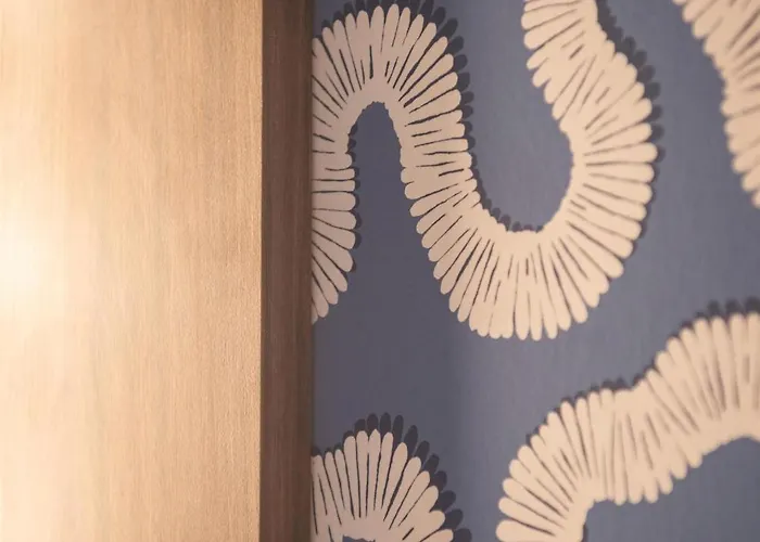 بست وسترن أوه تروكاديرو 3*